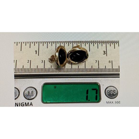 Peter Brams 14K Yellow Gold 10x8 Oval Onyx Cabochon Earrings 1.7 Grams - Picture 8 of 9